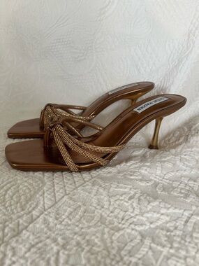 🤎 Steve Madden Jazzee Slide Gold / Bronze Shoes Heels 3 Inch Heel - 9M